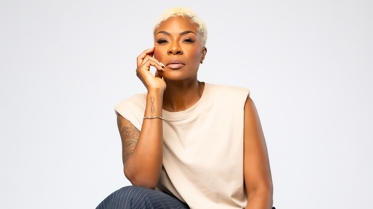 Jully Black - Headshot